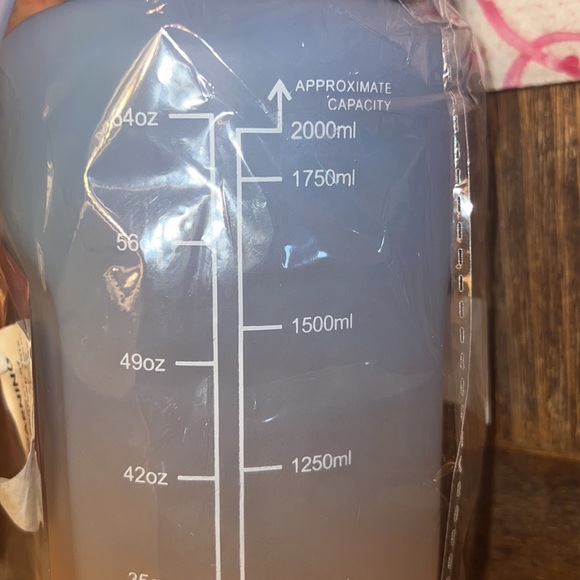 GRADIENT GREEN WATER BOTTLE 64OUNCES NIB NVR OPENED - Picture 10 of 10